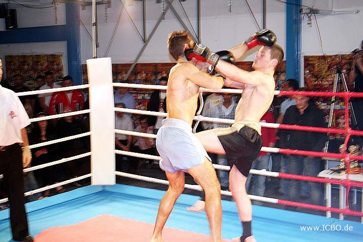 090404_3924_baumert-ross_fight_night_koeln.jpg