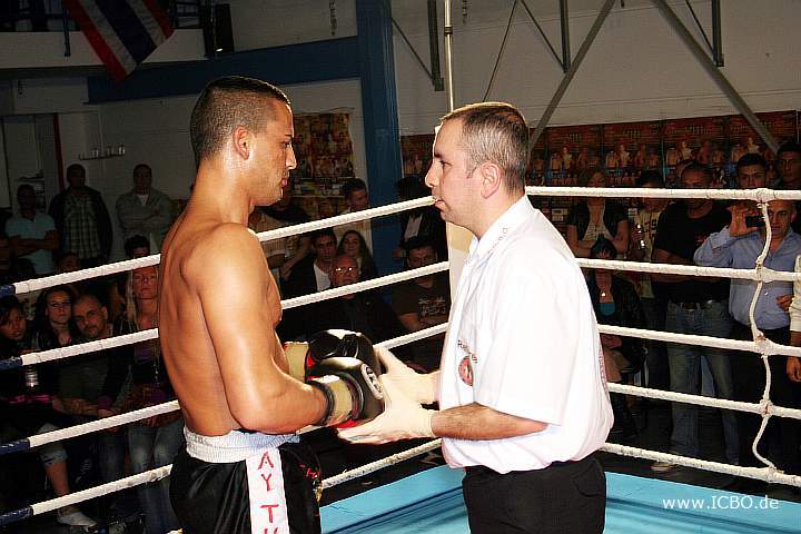 090404_4709_jankovic-yesilat_fight_night_koeln.jpg