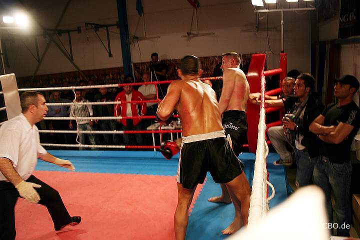 090404_4753_jankovic-yesilat_fight_night_koeln.jpg