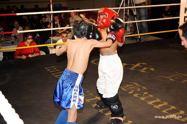 091218_0065_demir-el-abadi_k1_fight_night_ii.jpg