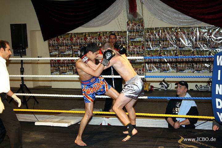 091218_0129_slonov-sahralian_k1_fight_night_ii.jpg