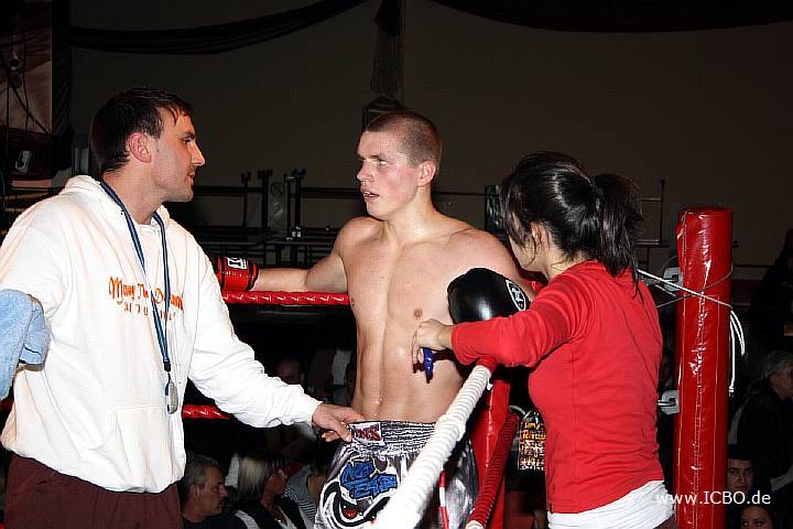 091218_0135_slonov-sahralian_k1_fight_night_ii.jpg