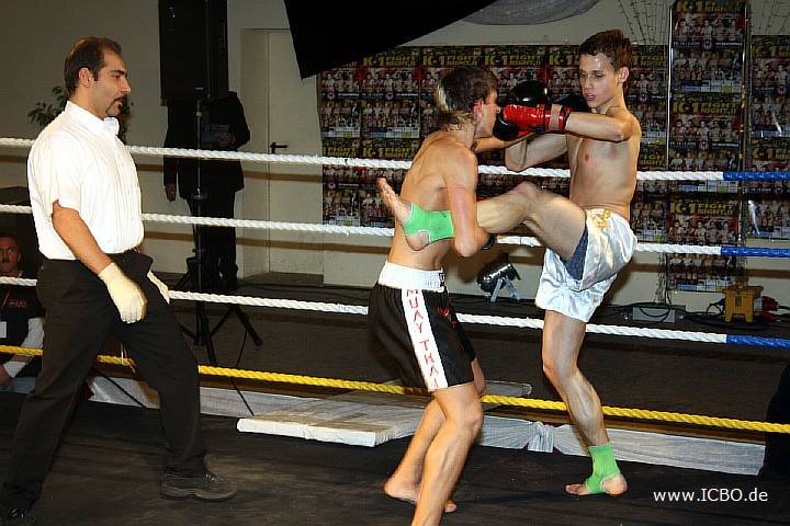 091218_0262_baron-muhoberac_k1_fight_night_ii.jpg