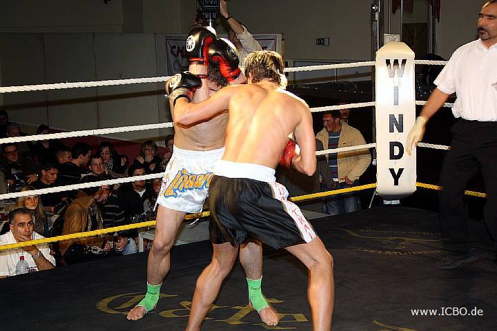 091218_0277_baron-muhoberac_k1_fight_night_ii.jpg