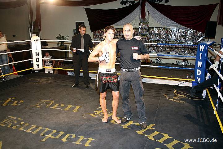 091218_0288_baron-muhoberac_k1_fight_night_ii.jpg