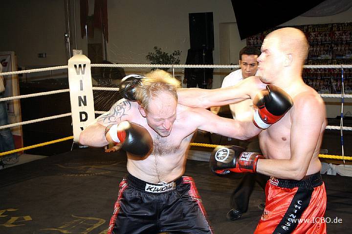 091218_0332_prell-berg_k1_fight_night_ii.jpg