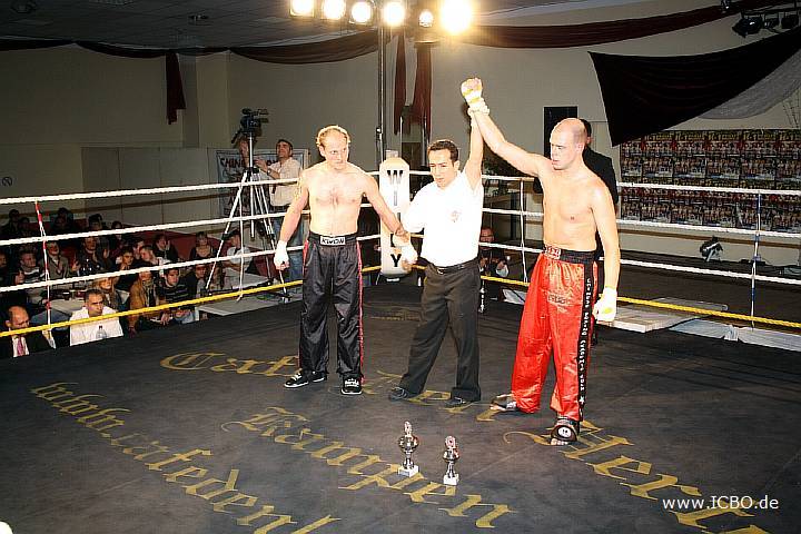 091218_0339_prell-berg_k1_fight_night_ii.jpg