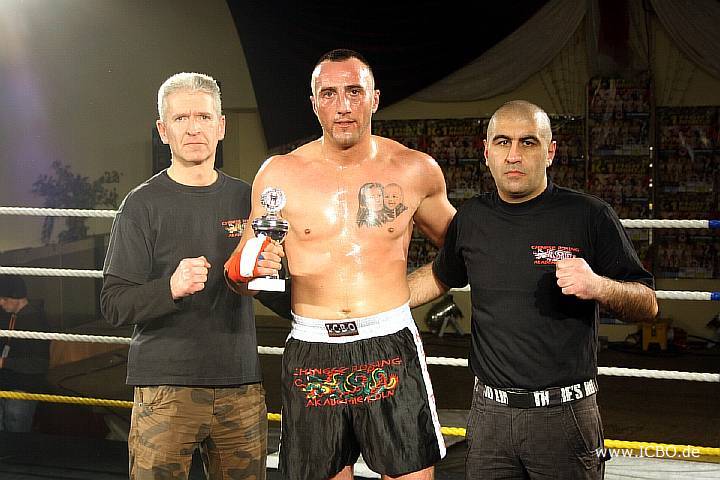 091218_0467_ocaktuerk-akrouch_k1_fight_night_ii.jpg