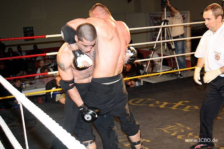 091218_0539_densiz-moser_k1_fight_night_ii.jpg