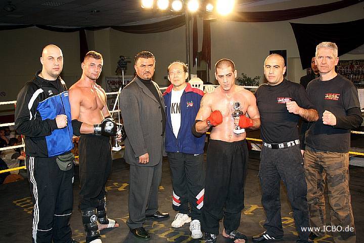 091218_0570_densiz-moser_k1_fight_night_ii.jpg