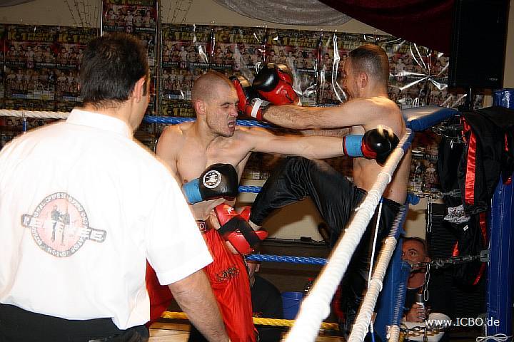 091218_0622_brueggen-kurnaz_k1_fight_night_ii.jpg