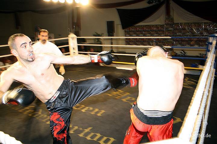 091218_0629_brueggen-kurnaz_k1_fight_night_ii.jpg