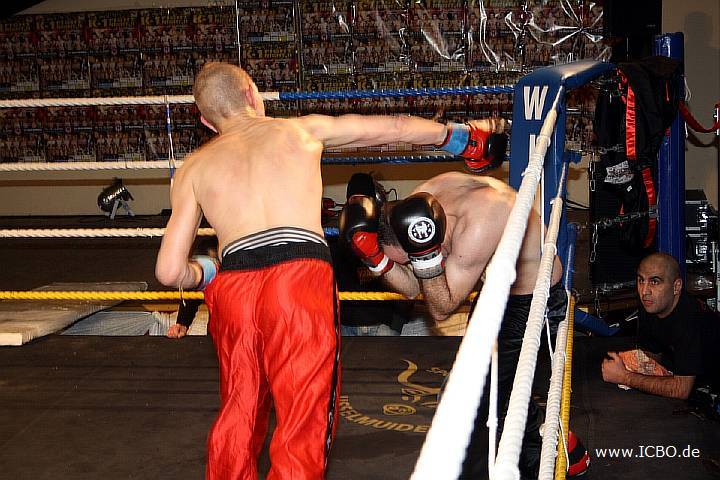 091218_0640_brueggen-kurnaz_k1_fight_night_ii.jpg