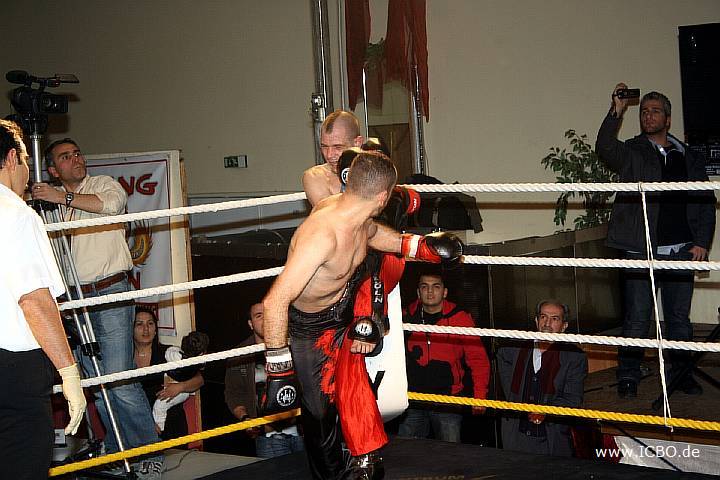 091218_0648_brueggen-kurnaz_k1_fight_night_ii.jpg