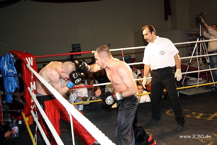 091218_0661_brueggen-kurnaz_k1_fight_night_ii.jpg