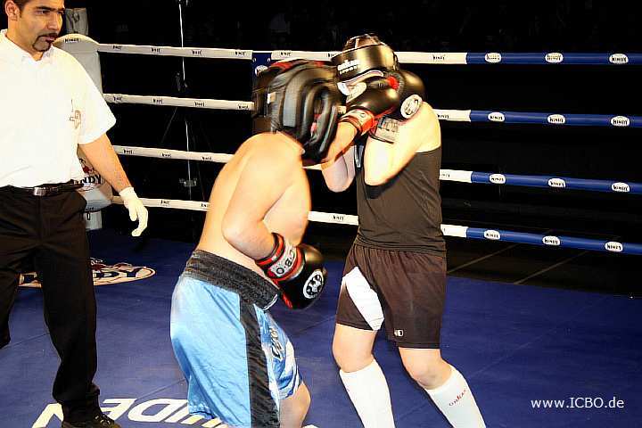 100327_0043_avan-selenin_monheimer-fight-night.jpg