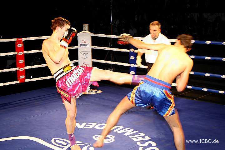 100327_0093_muhoberac-sahralian_monheimer-fight-night.jpg