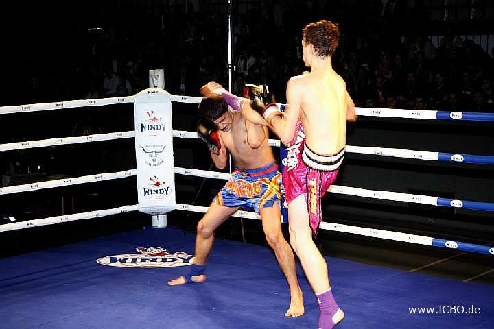 100327_0098_muhoberac-sahralian_monheimer-fight-night.jpg