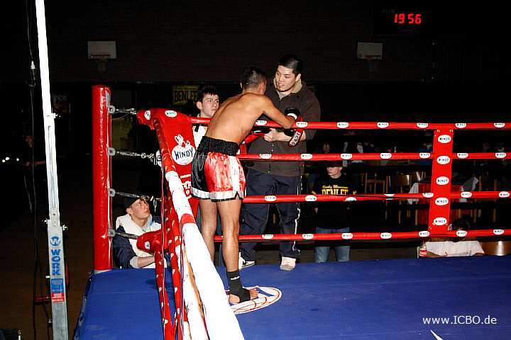 100327_0142_izeni-gueles_monheimer-fight-night.jpg