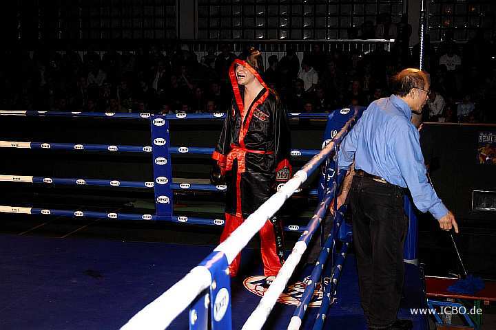 100327_0213_berg-prell_monheimer-fight-night.jpg