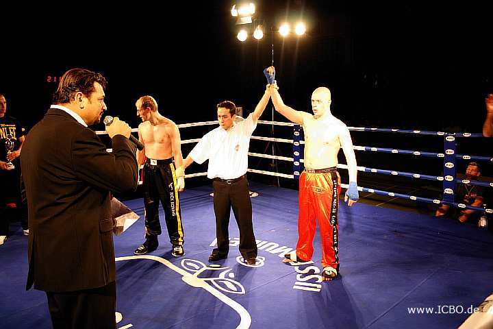 100327_0229_berg-prell_monheimer-fight-night.jpg