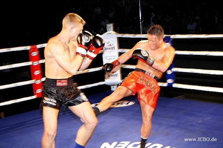 100327_0311_kunz-calabrese_monheimer-fight-night.jpg