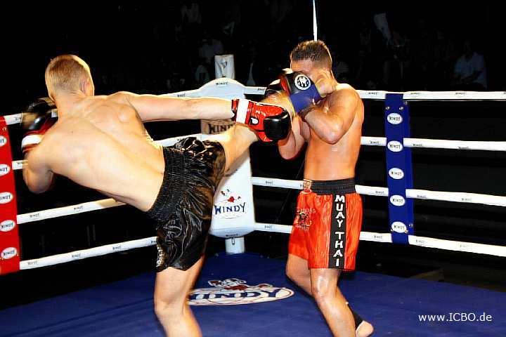 100327_0314_kunz-calabrese_monheimer-fight-night.jpg