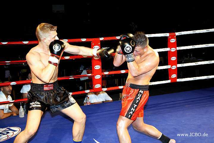 100327_0315_kunz-calabrese_monheimer-fight-night.jpg