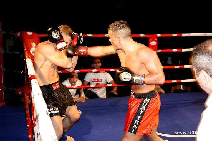 100327_0318_kunz-calabrese_monheimer-fight-night.jpg