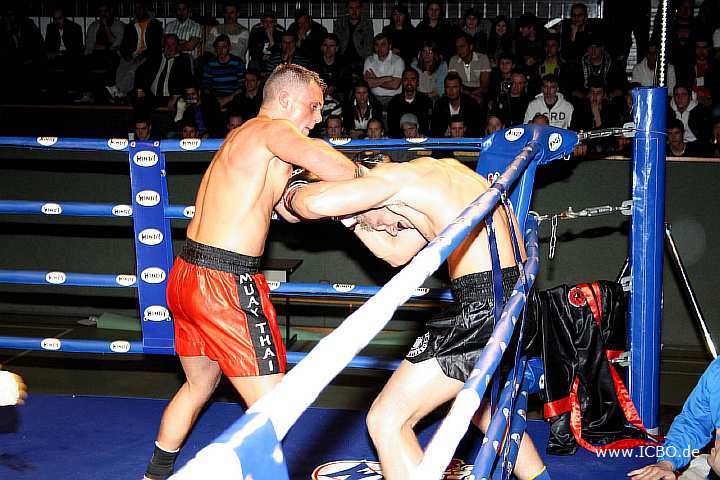 100327_0334_kunz-calabrese_monheimer-fight-night.jpg