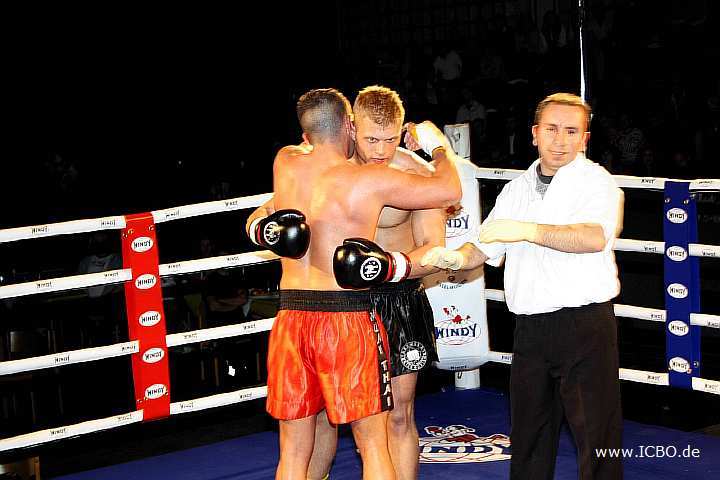 100327_0345_kunz-calabrese_monheimer-fight-night.jpg