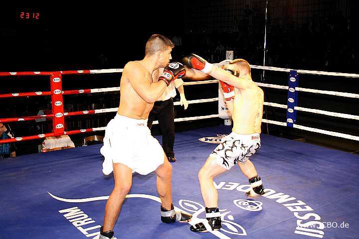 100327_0429_koc-luetzenkirchen_monheimer-fight-night.jpg