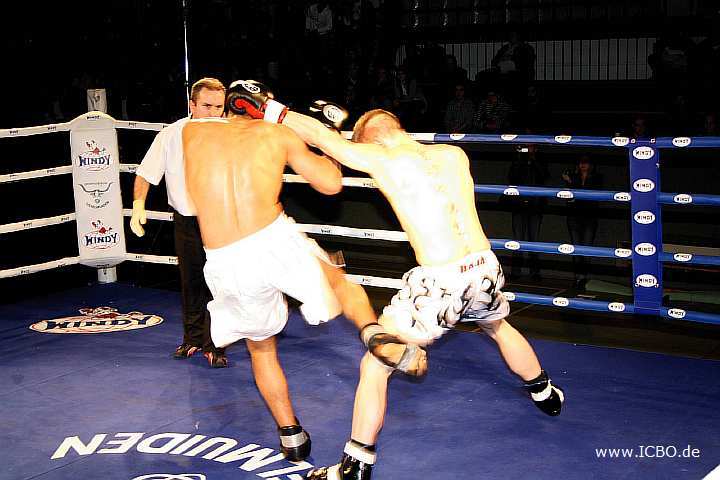 100327_0436_koc-luetzenkirchen_monheimer-fight-night.jpg