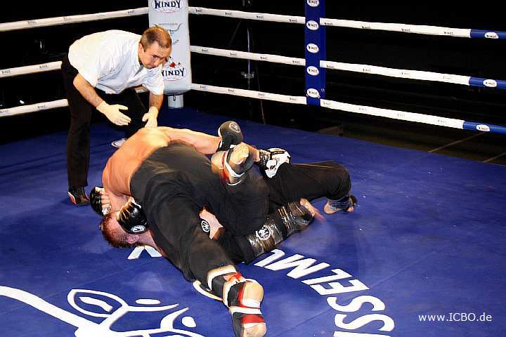 100327_0484_densiz-tomasik_monheimer-fight-night.jpg