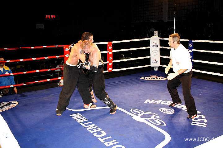 100327_0494_densiz-tomasik_monheimer-fight-night.jpg