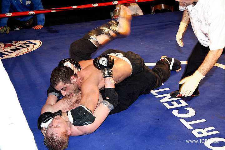 100327_0498_densiz-tomasik_monheimer-fight-night.jpg