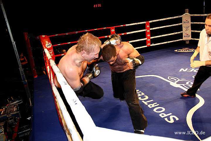 100327_0503_densiz-tomasik_monheimer-fight-night.jpg