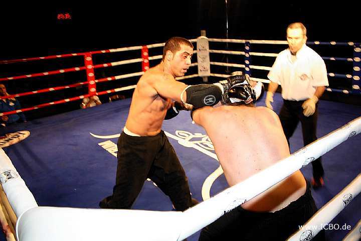 100327_0505_densiz-tomasik_monheimer-fight-night.jpg