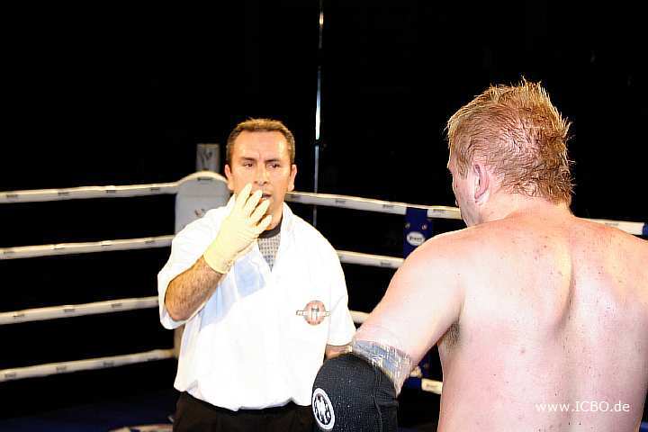 100327_0508_densiz-tomasik_monheimer-fight-night.jpg