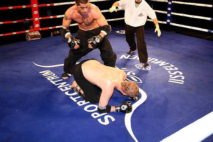 100327_0514_densiz-tomasik_monheimer-fight-night.jpg