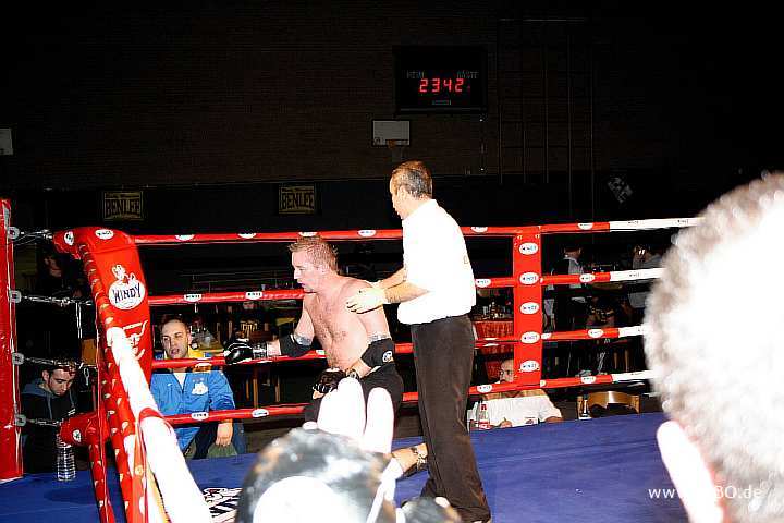 100327_0536_densiz-tomasik_monheimer-fight-night.jpg