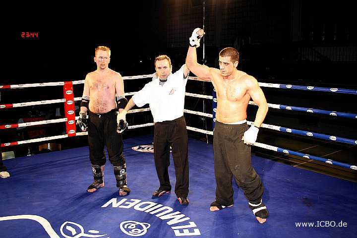 100327_0539_densiz-tomasik_monheimer-fight-night.jpg