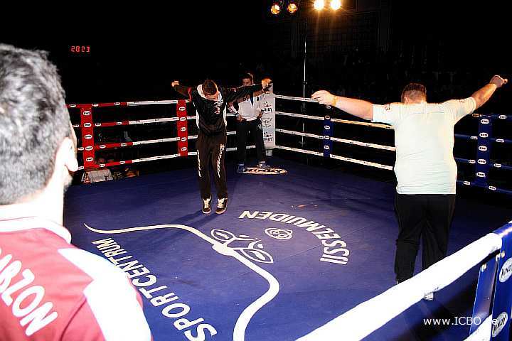 100327_0556_kolbasti-show_monheimer-fight-night.jpg