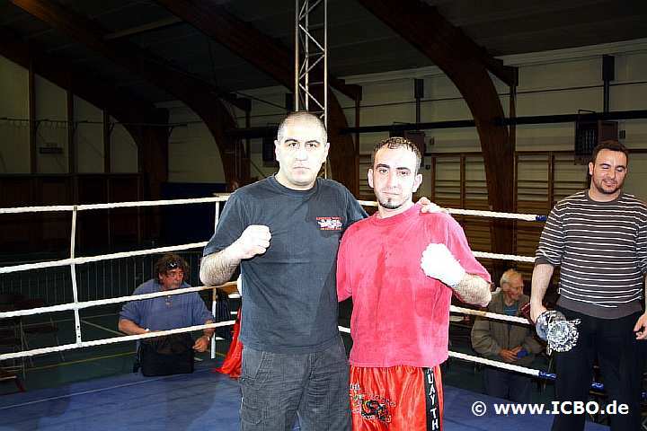 100508_8215_dogan-kurnaz_edvik-abdulahi-nihat-atamtuerk_belgien.jpg