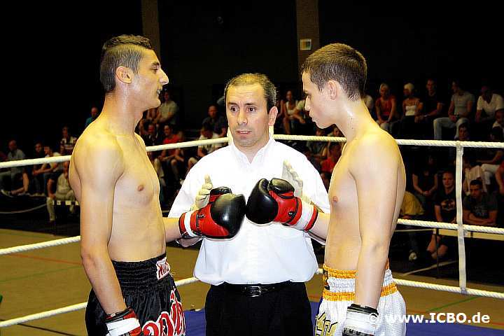 100605_0233_guelec-muhoberac_suderwicher-fight-night.jpg