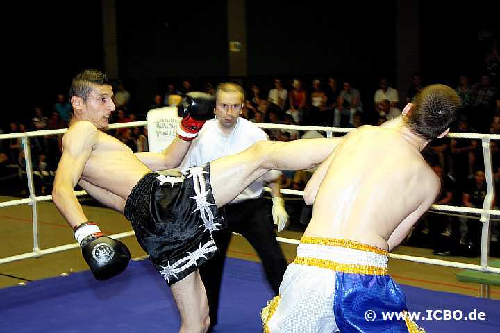 100605_0236_guelec-muhoberac_suderwicher-fight-night.jpg