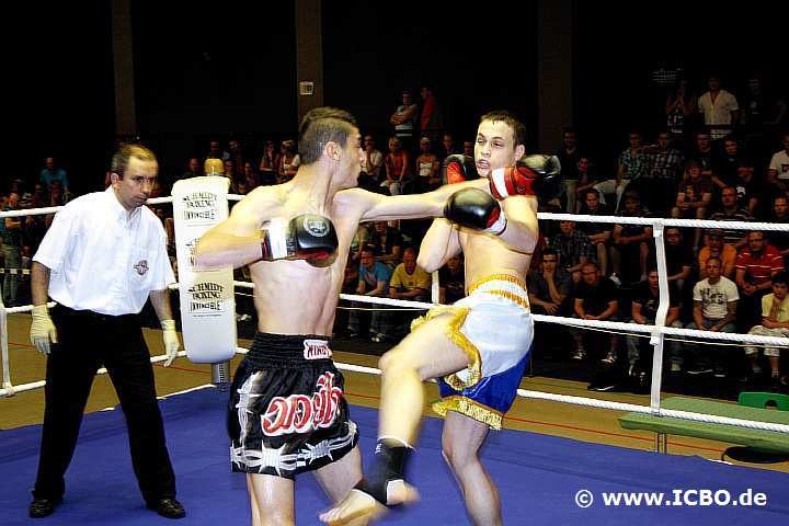 100605_0238_guelec-muhoberac_suderwicher-fight-night.jpg