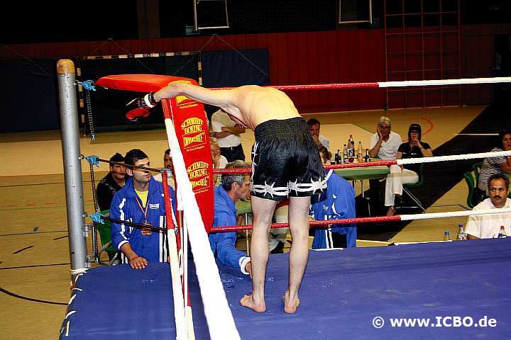 100605_0250_guelec-muhoberac_suderwicher-fight-night.jpg