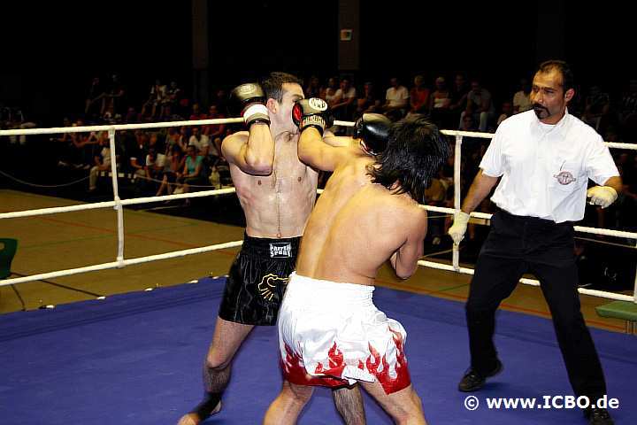 100605_0341_oeztimur-celebi_suderwicher-fight-night.jpg