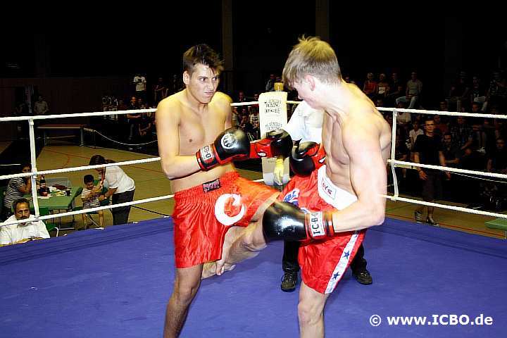 100605_0383_morguel-klahs_suderwicher-fight-night.jpg